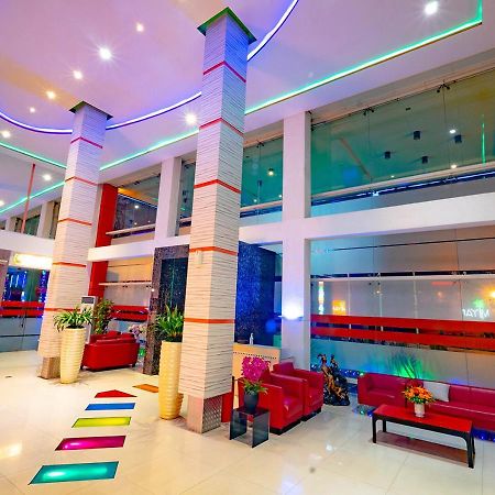 Miyanna Hotel Медан Экстерьер фото