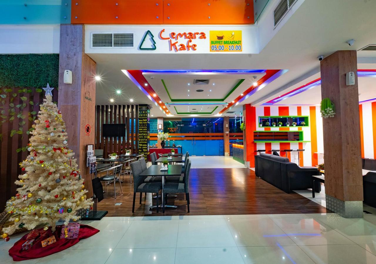 Miyanna Hotel Медан Экстерьер фото