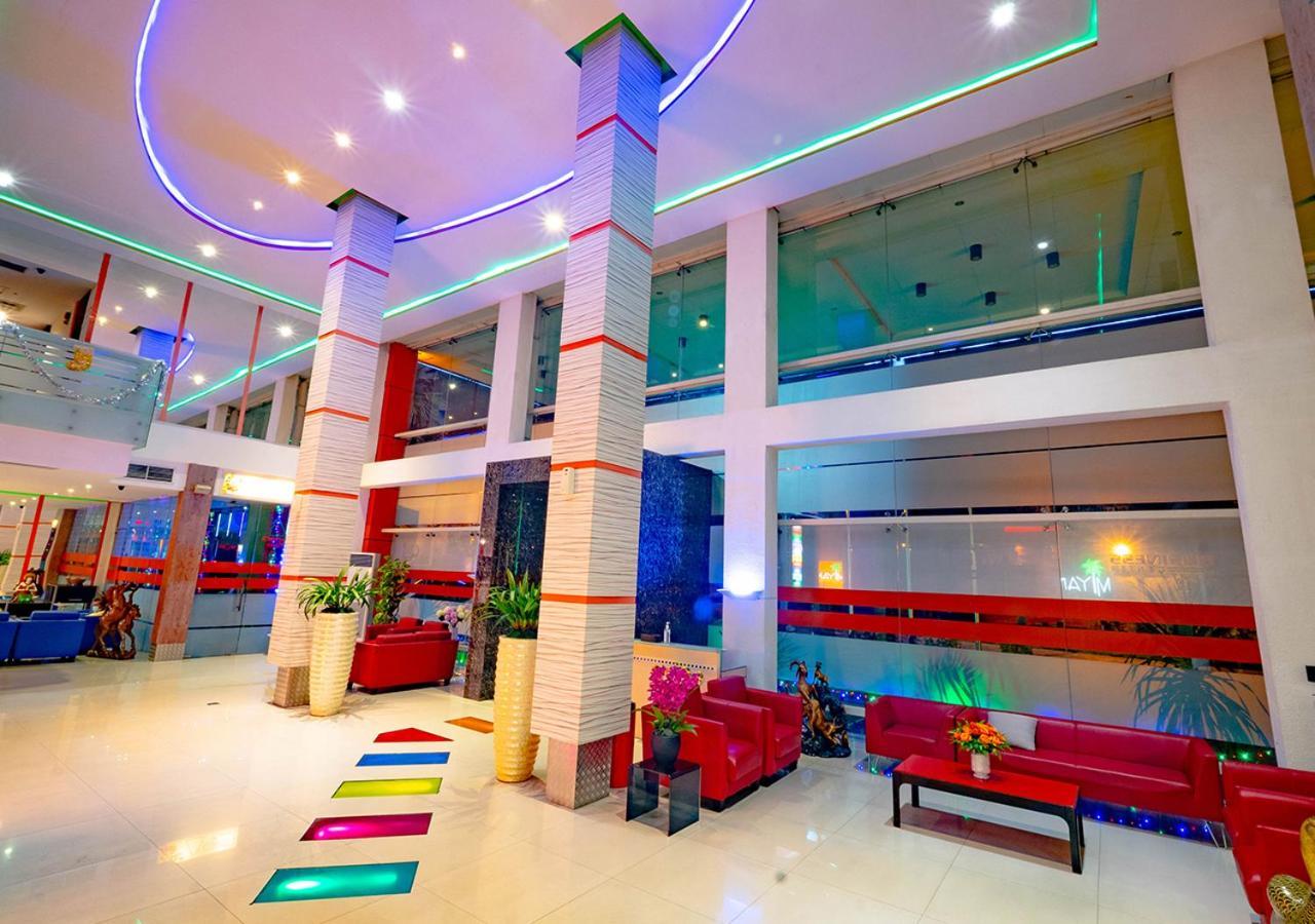 Miyanna Hotel Медан Экстерьер фото