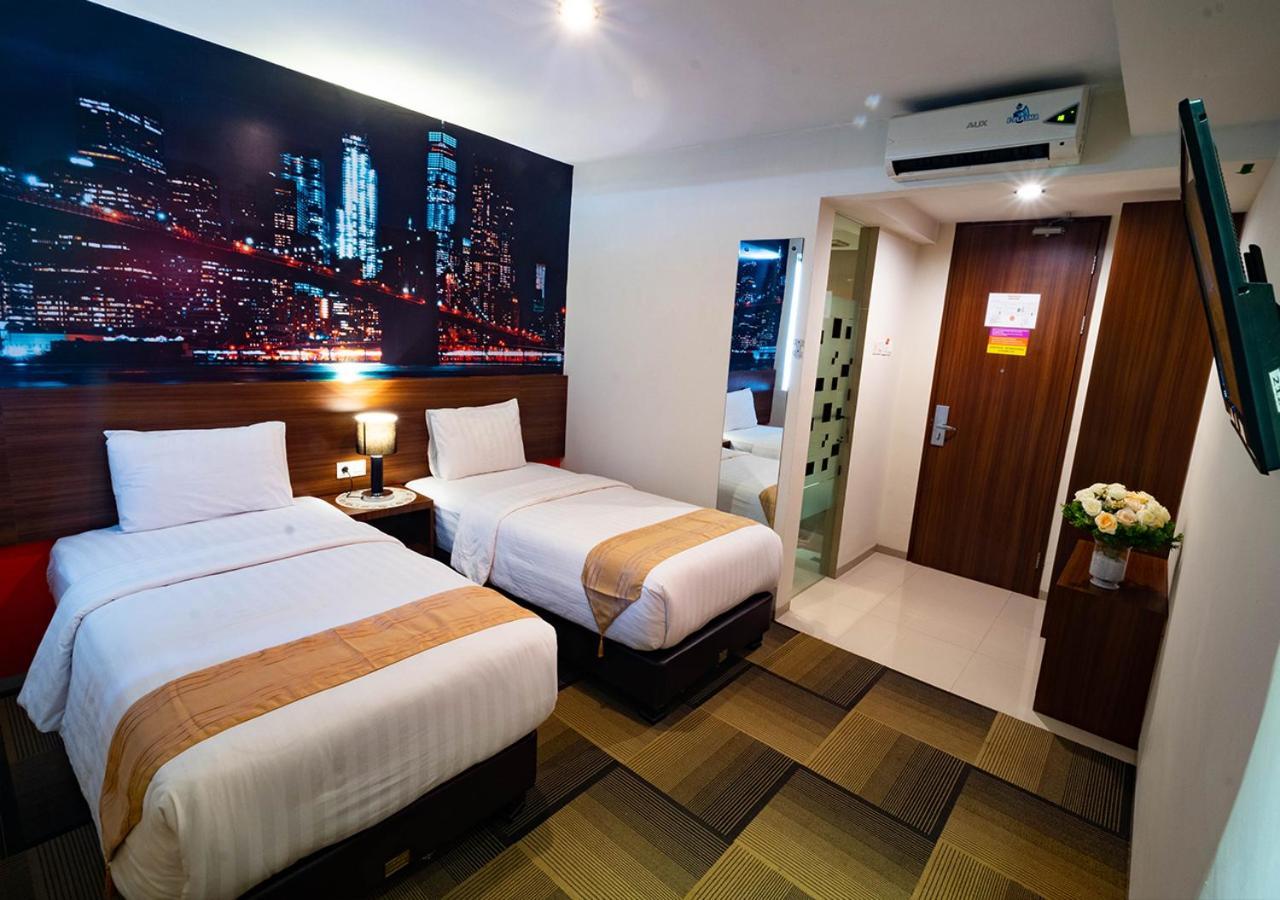 Miyanna Hotel Медан Экстерьер фото